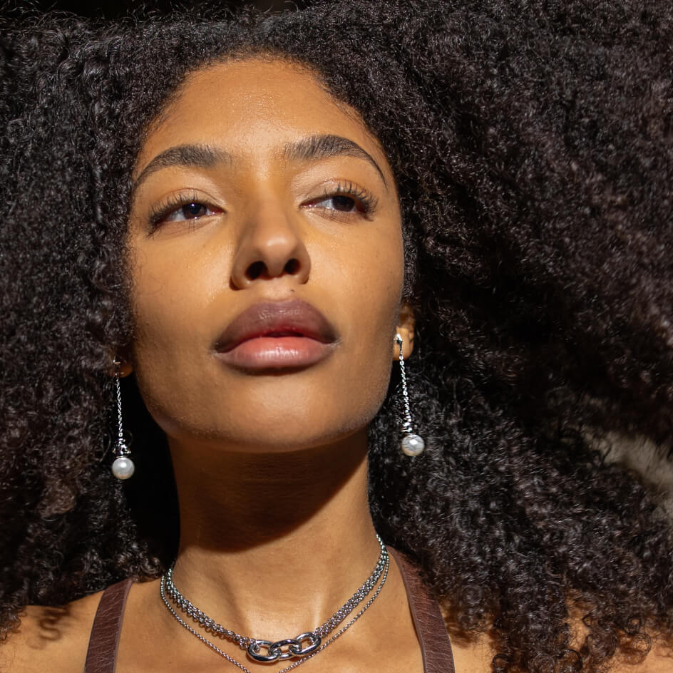 Sum of I Europa Drop earring #color_silver and white