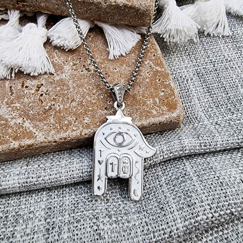 SUM of I Unisex Hamsa Necklace #color_silver and white