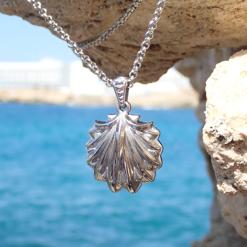SUM of I tribal Shell Pendant #color_silver