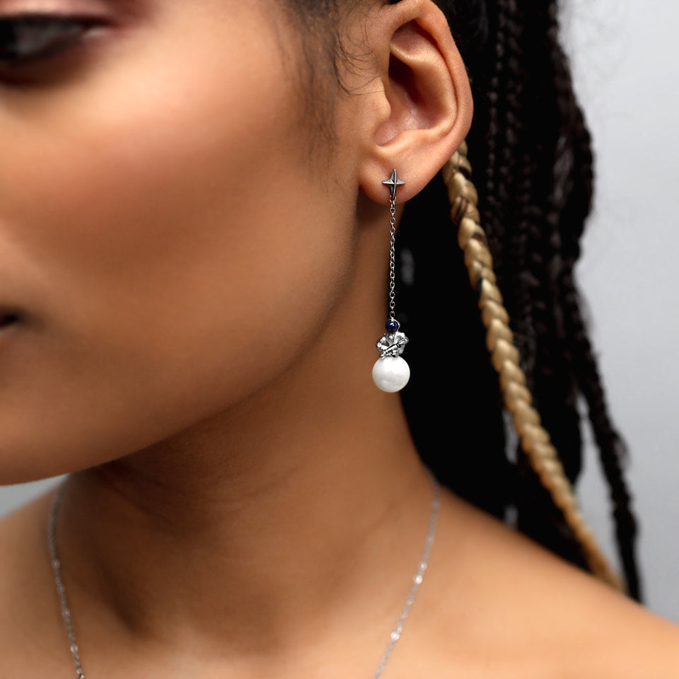 Sum of I Europa Drop earring #color_silver and white