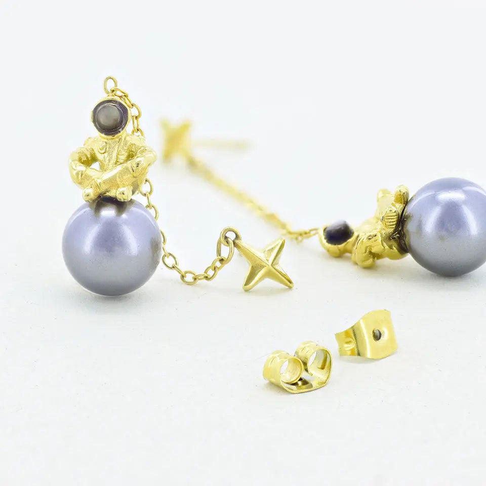 Sum of I Europa Drop earring #color_gold and grey