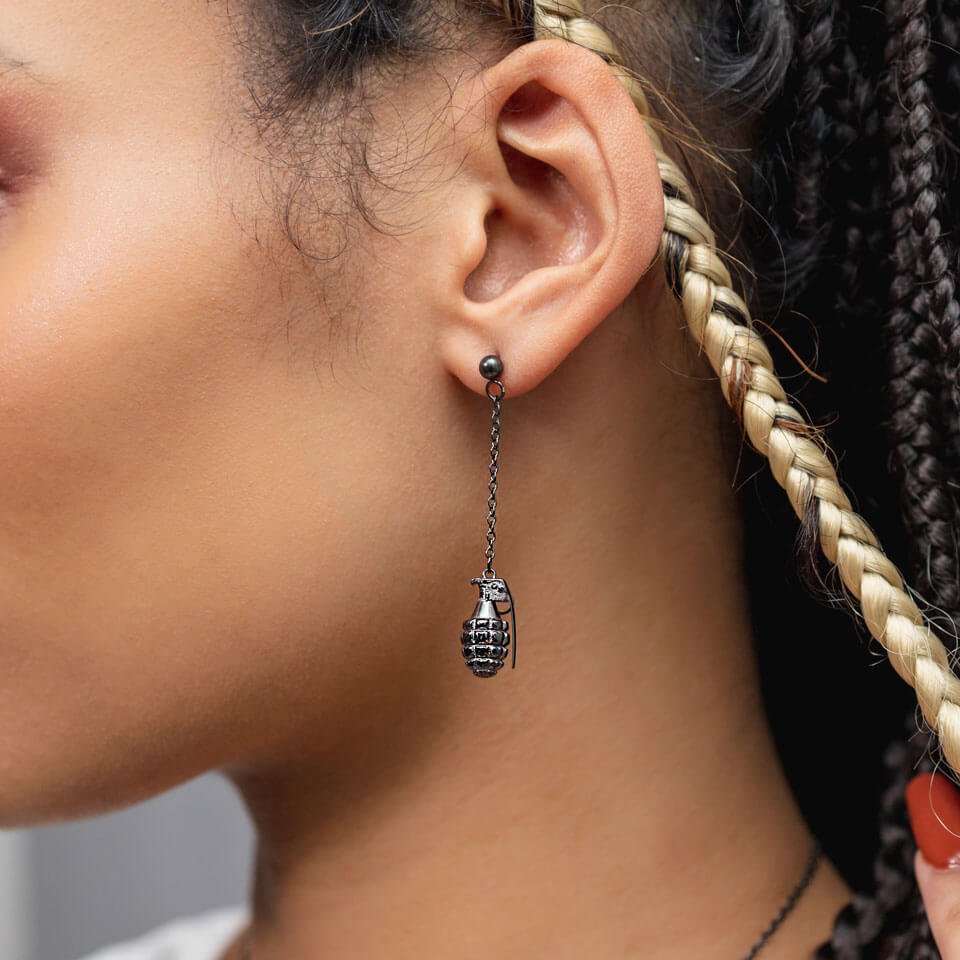Bethel Mini Drop Earrings - Image 13