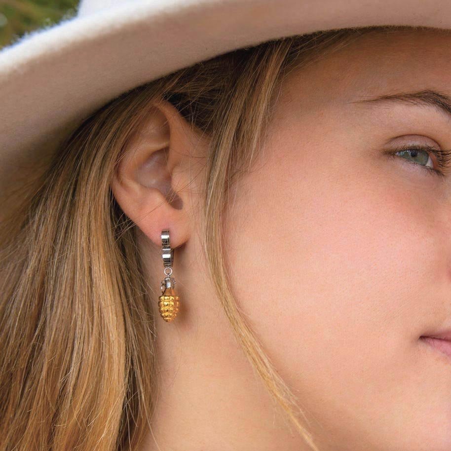 Bethel Mini Hoop Earrings - Image 3