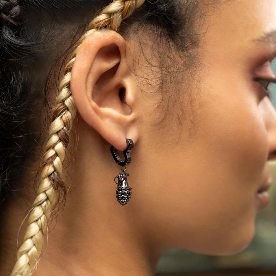 Bethel Mini Hoop Earrings - Image 9