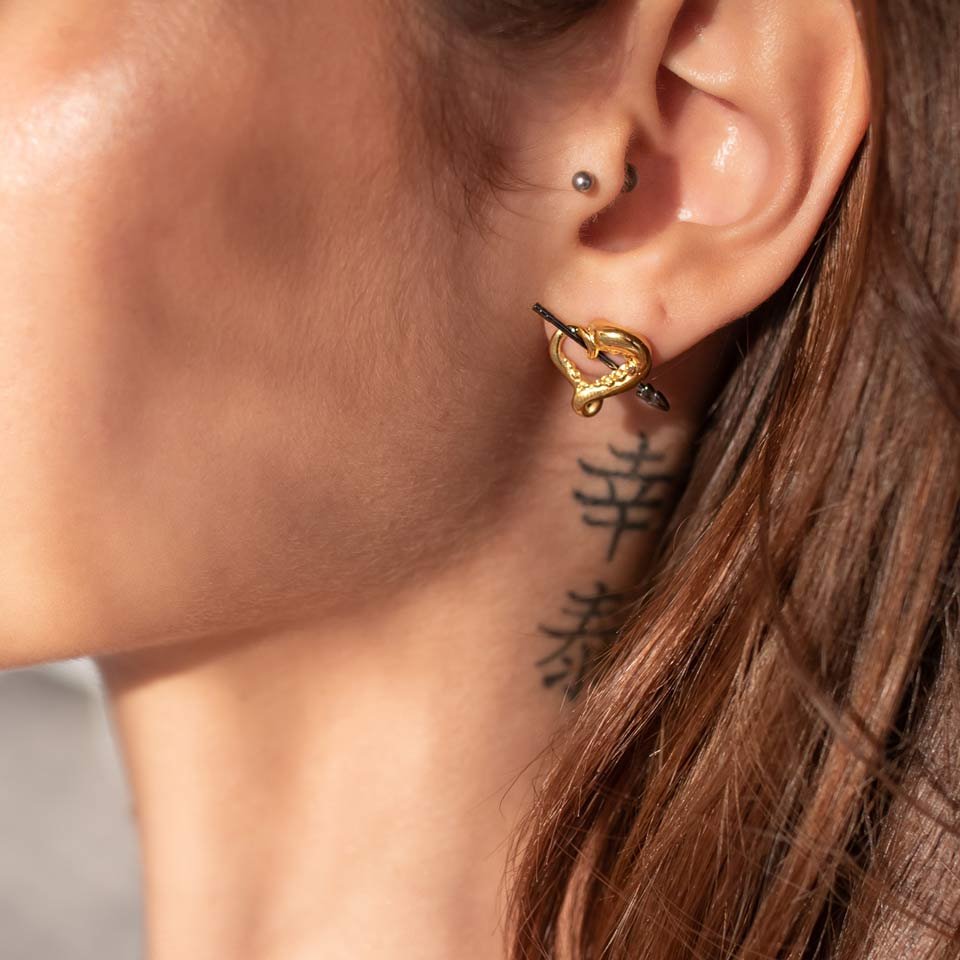 Toyama Stud Earrings - Image 8
